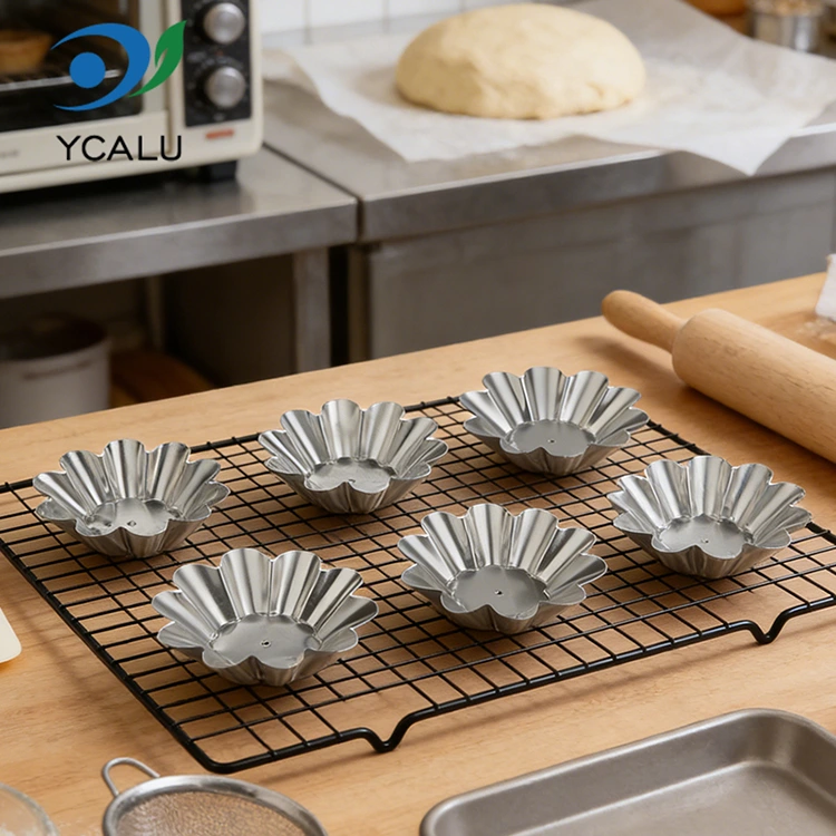 တစ်ခါသုံး Chrysanthemum Egg Tart Tray Silver Aluminum Foil Food Containers